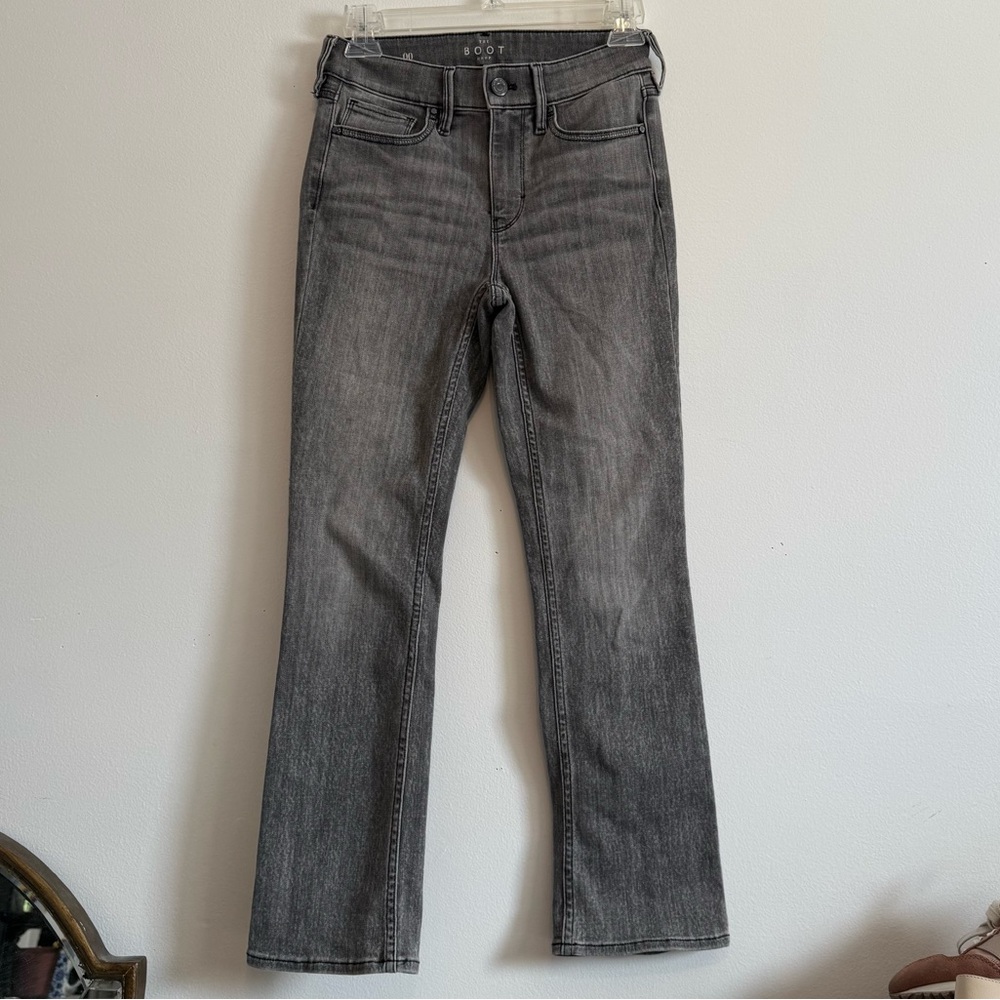 White House black market Gray high rise boot crop Jeans size 00